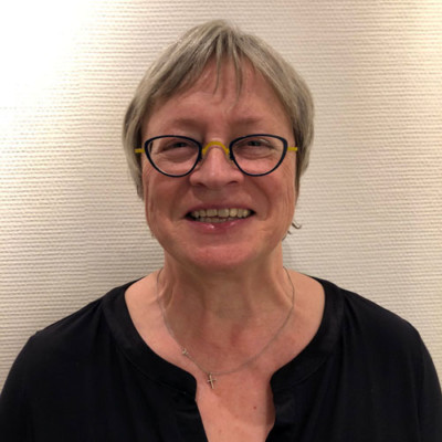 Angela Schürzeberg
